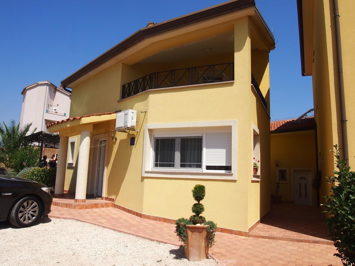 Villa Istriana Ližnjan Exterior foto